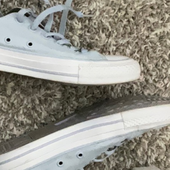 Converse - Picture 2 of 4